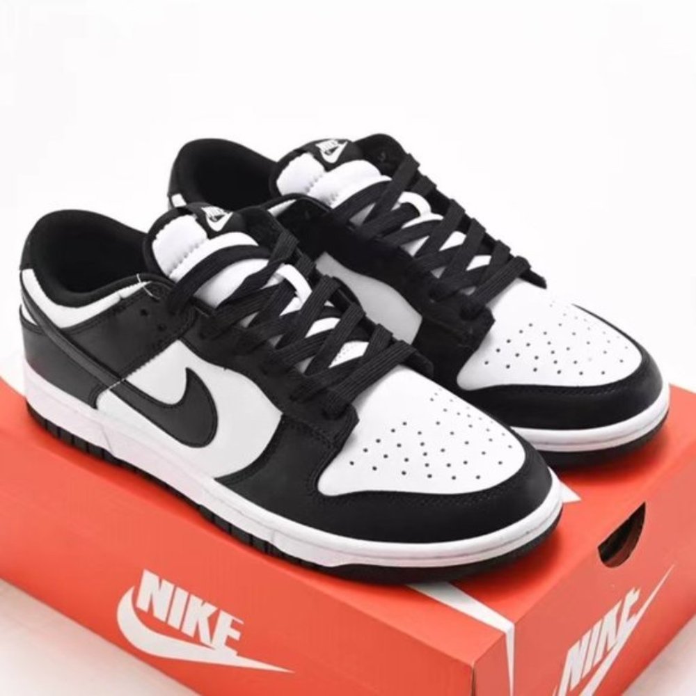 Nike Dunk Low Black and White Panda sneakers💖💖💖